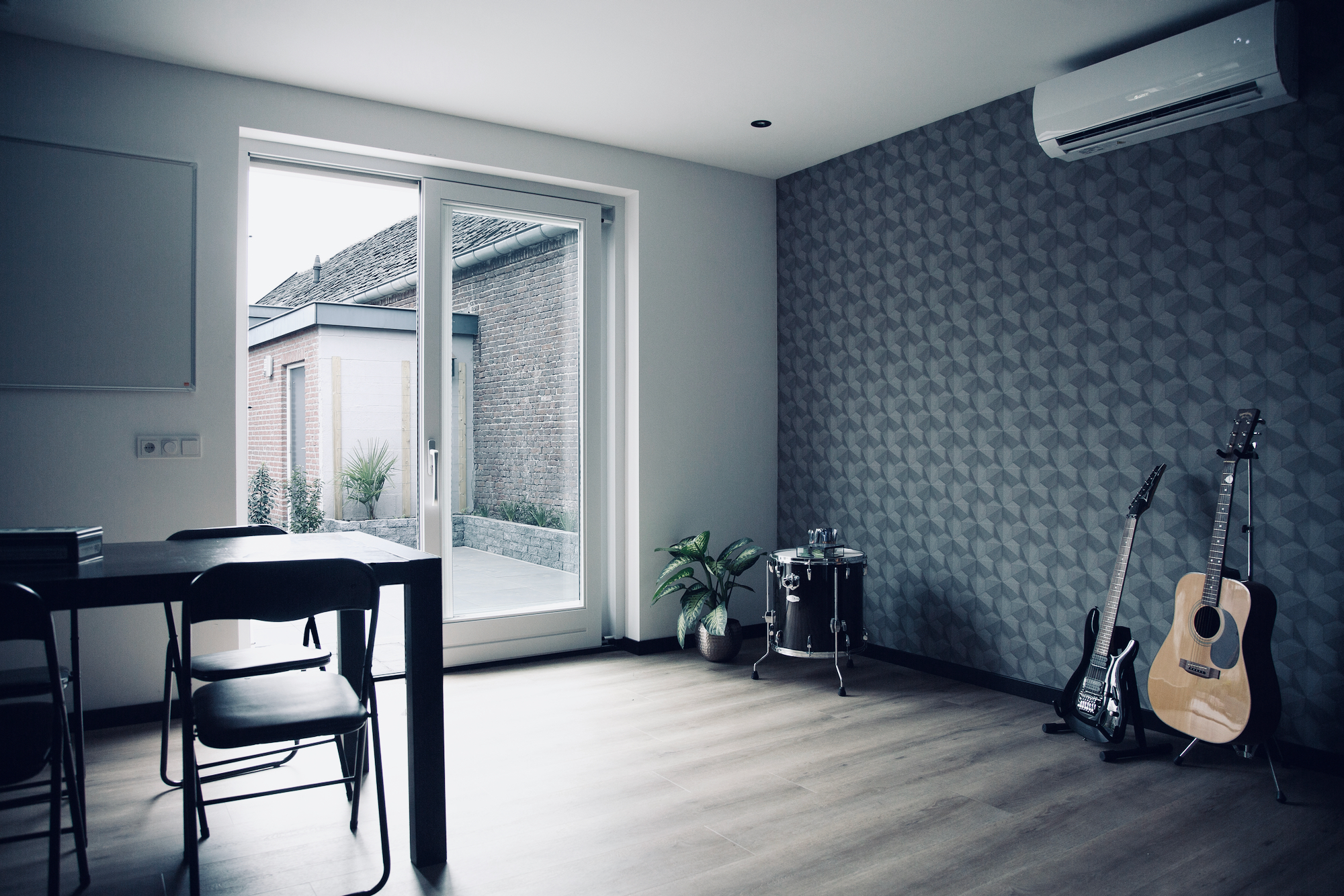 Lounge area with terras doors at Toneshed Recording Studio